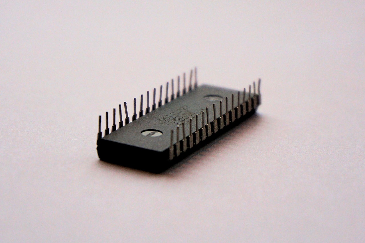 Always-Off AI: Chips That Only Think When It Matters