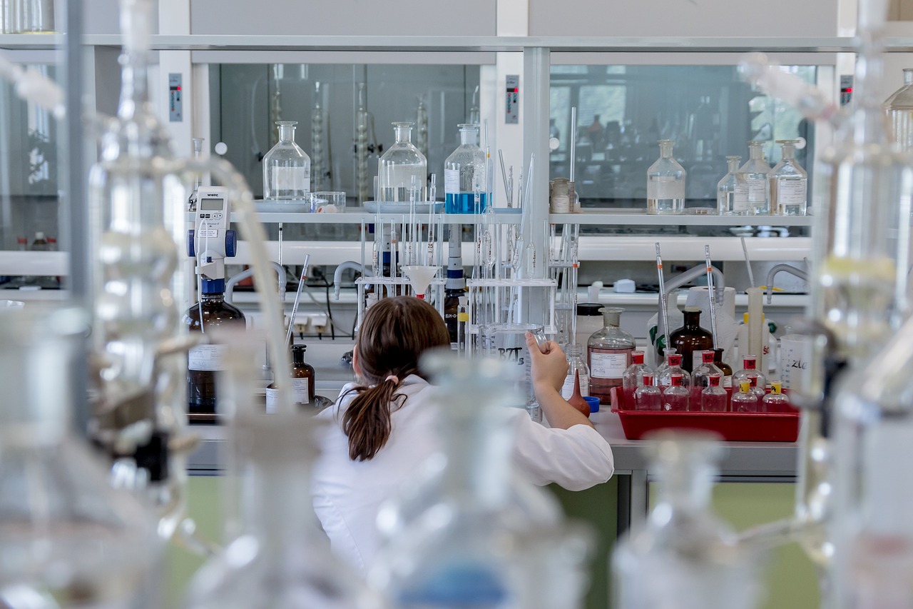 Autonomous Alchemists: AI's Blueprint for Breakthroughs