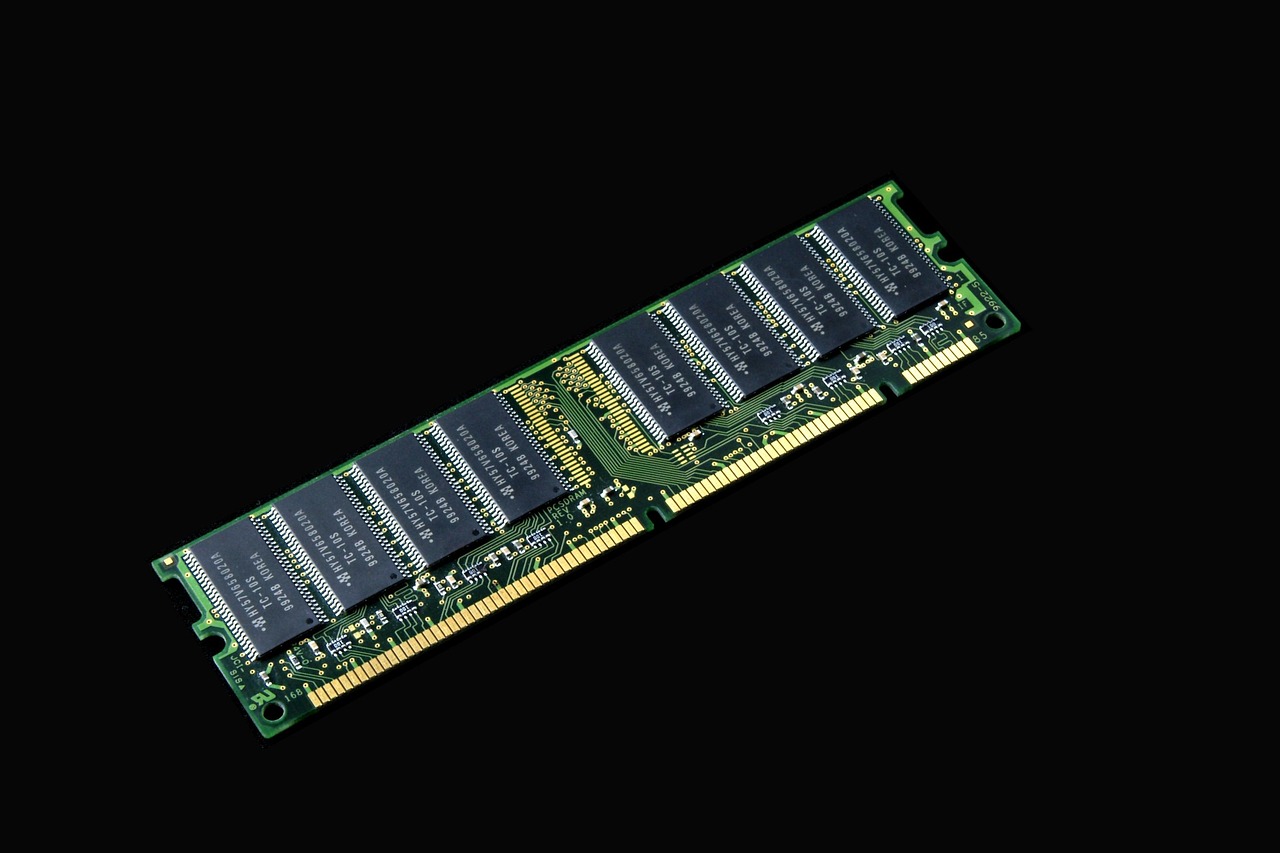 Memory That Thinks: Unleashing AI's True Speed