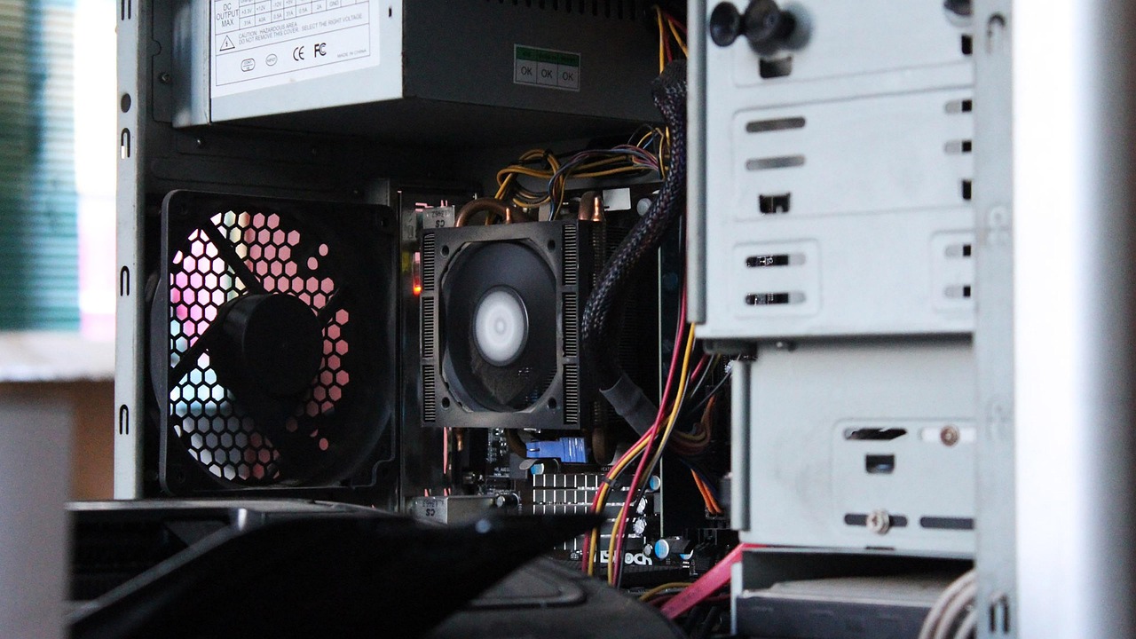 Silicon Shapeshifters: The Processors That Rewrite Their Own Rules